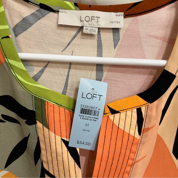 NWT LOFT Petite M Palm Split Neck Mixed Media Shell - Picture 5 of 6